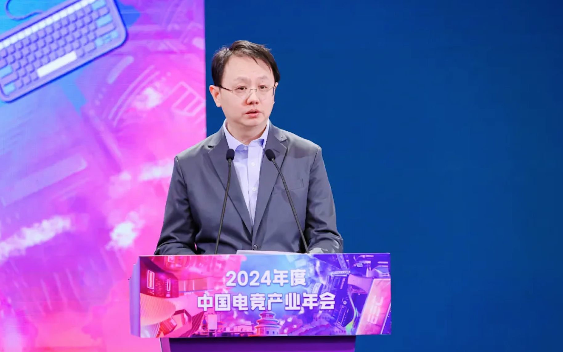 电子竞技产业报告：用户量基本稳定射击、MOBA九游娱乐和棋牌最吸金(图1)