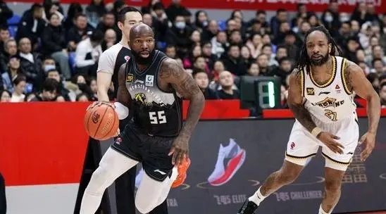 九游娱乐流言板]琼斯：保持自律和不断学习是我能够保持高竞技水平的原因(图1)