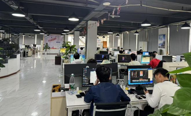 百游畅玩：九游娱乐领航游戏财富浪潮(图2)