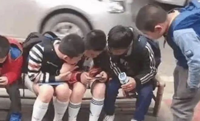 九游娱乐4000个孩子到电竞俱乐部戒掉了网瘾是解药还是毒药？(图1)
