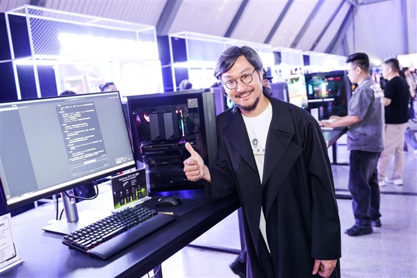 2025 ROG DAY盛大开启 超多高性能显示器燃爆全场！九游娱乐(图12)