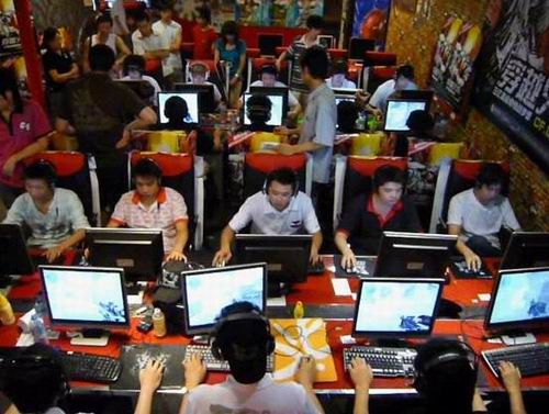 九游娱乐仅仅三周时间“FPS黄埔军校”CF又展现了它的统治力(图28)