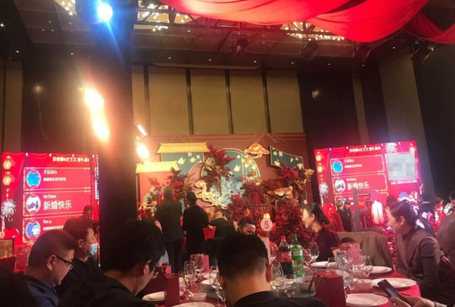 2025年新人婚礼婚庆现场暖场最九游娱乐常用的暖场互动游戏有哪些？(图2)