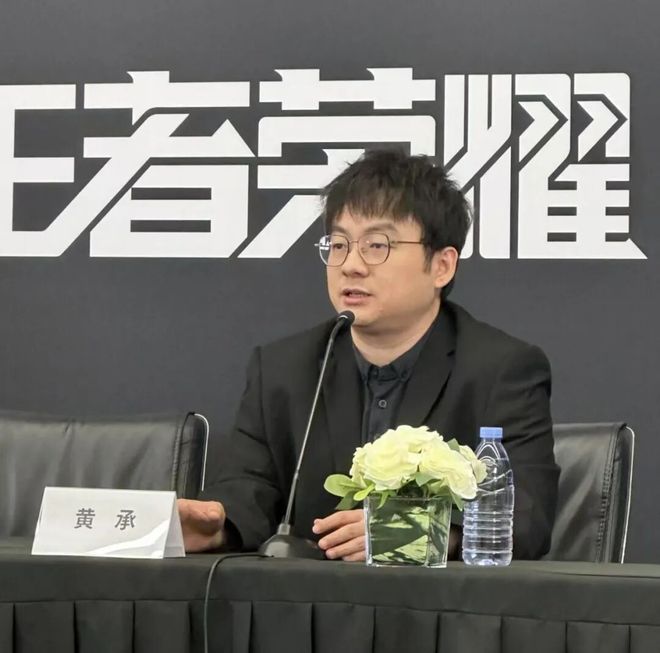 九游娱乐1分05秒售罄但这款国民游戏赛事不只见证了这一个历史(图5)