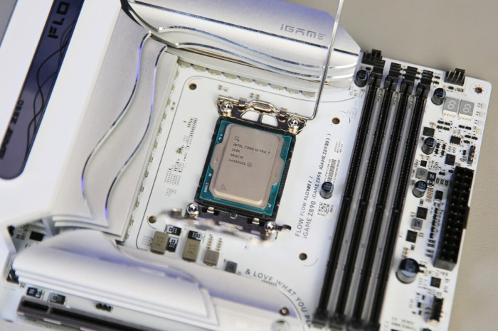 九游娱乐游戏竞技生产办公全能选手 酷睿Ultra 7 265K成双十一装机热门之选(图2)