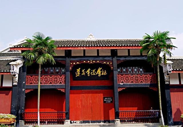 1935年对遵义会议的顺利召开起到关键促成作用九游娱乐的张闻天后来有着怎样的境遇？(图1)