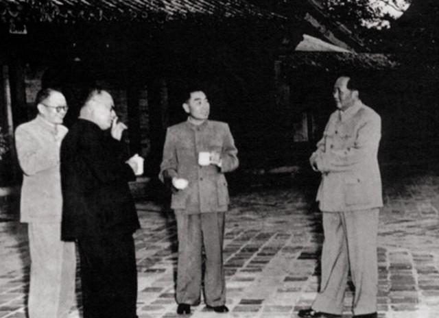 1935年对遵义会议的顺利召开起到关键促成作用九游娱乐的张闻天后来有着怎样的境遇？(图6)