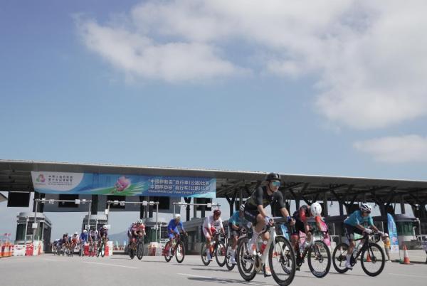 从“赛事流量”到“治理增量”——代表委员热议体育赛事赋能城市治九游娱乐理的长效转化(图3)