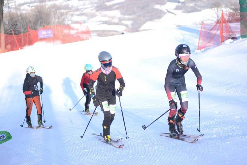 九游娱乐这场赛事为青少年滑雪登山爱好者搭建竞技展示平台(图2)