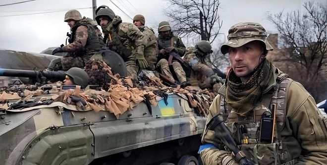 九游娱乐俄鹰派已沉不住气前总长向普京谏言：放手打一场全面战争(图3)